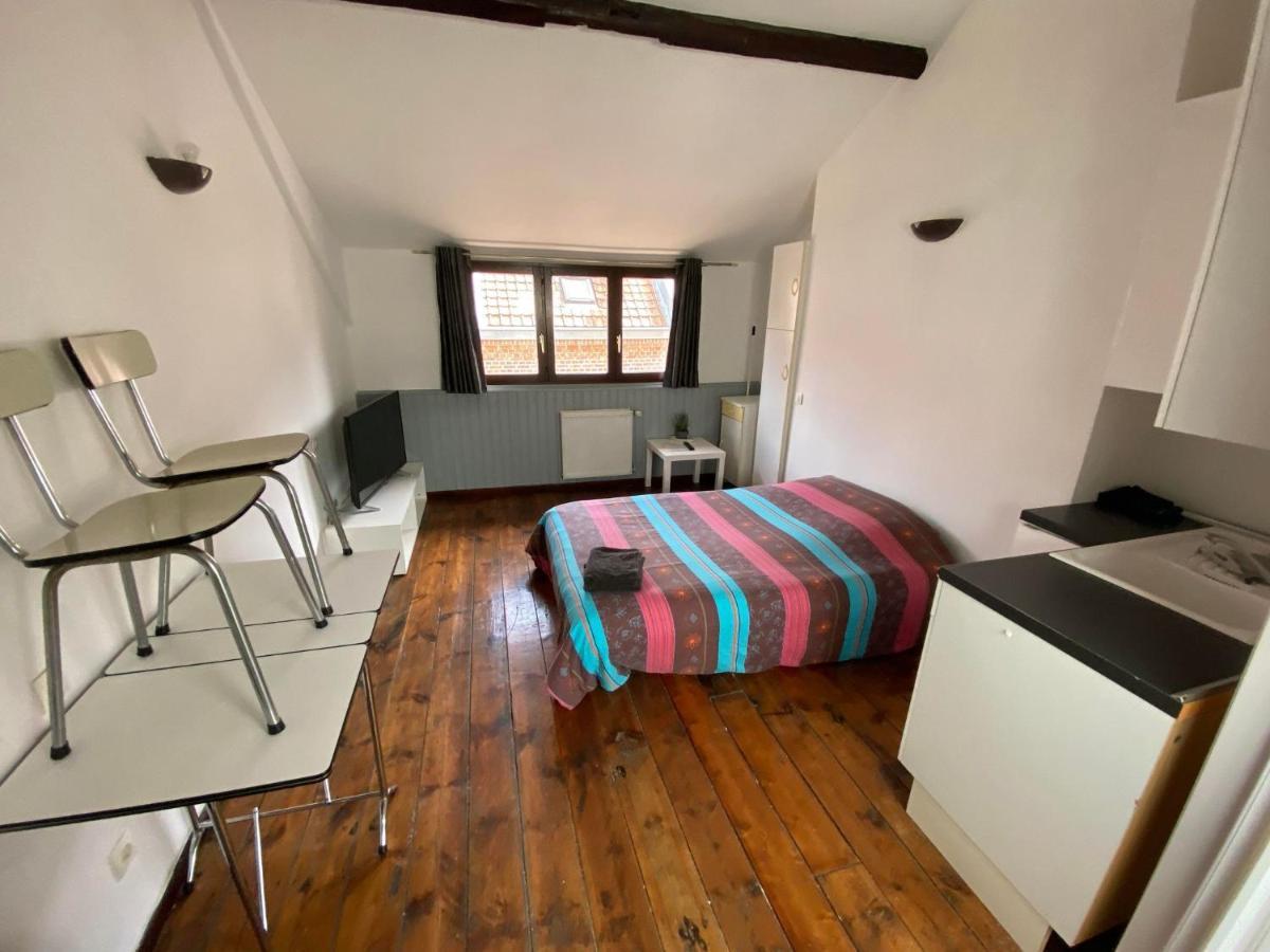 Appartement Dans Une Impasse Calme Proche De La Gare Amiens Exterior photo