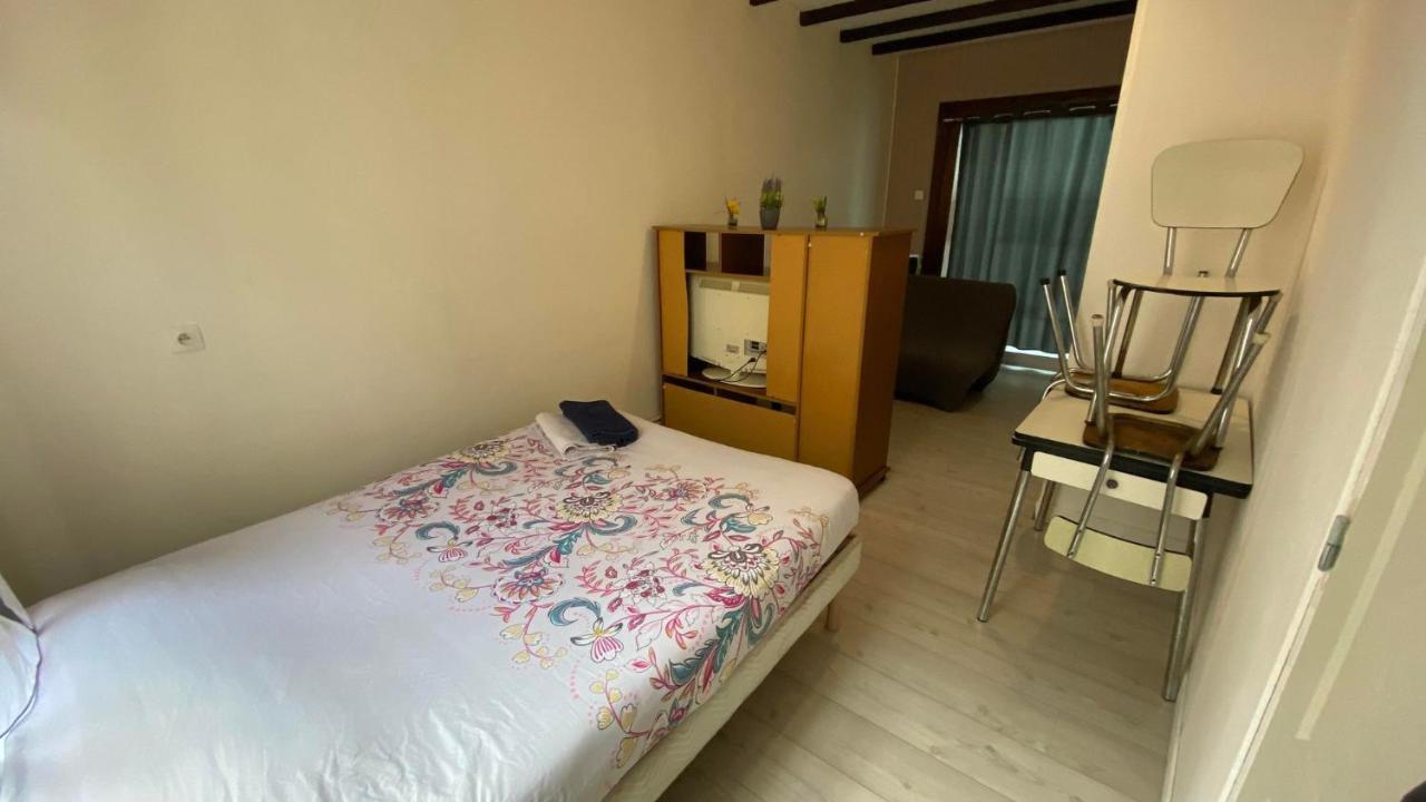 Appartement Dans Une Impasse Calme Proche De La Gare Amiens Exterior photo