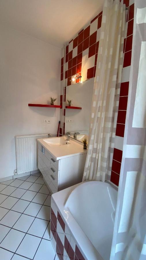 Appartement Dans Une Impasse Calme Proche De La Gare Amiens Exterior photo