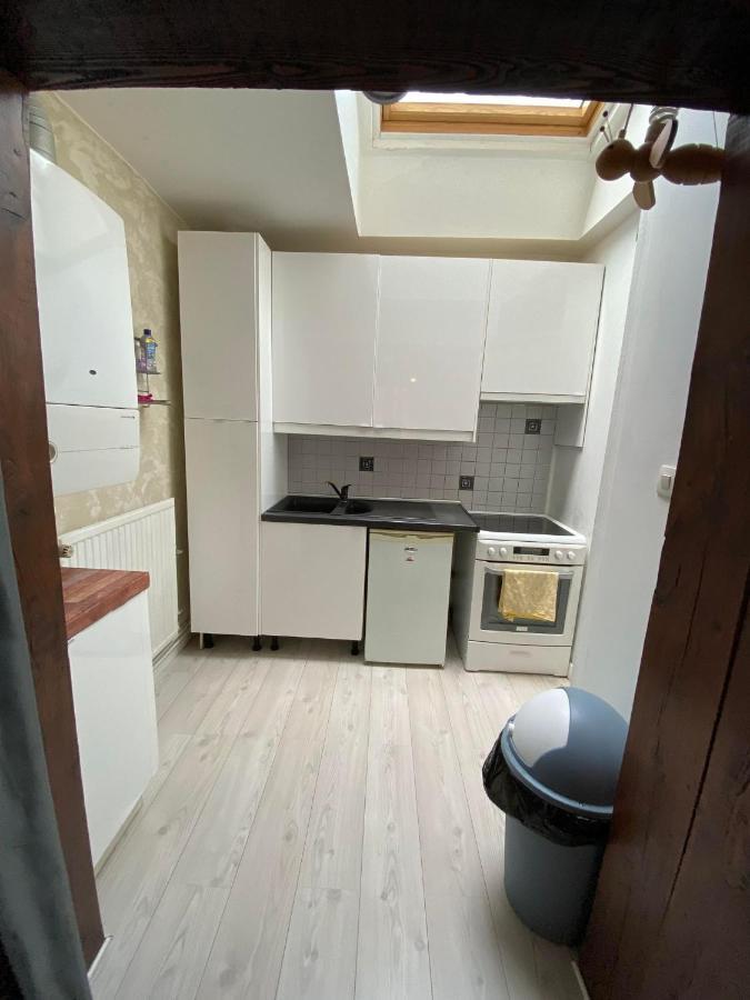 Appartement Dans Une Impasse Calme Proche De La Gare Amiens Exterior photo
